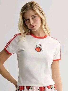 Hello Kitty Sanrio Strawberry Baby Tee Y2K Style White Red Trim Size M